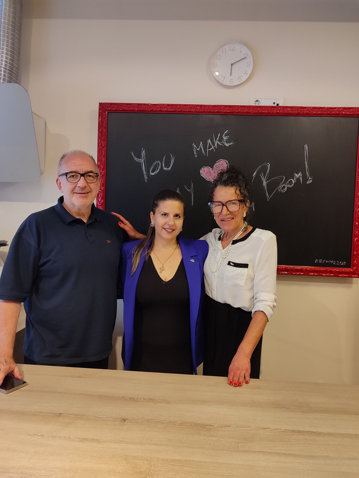 Aleksandra Vukojević sa učesnicima edukacije